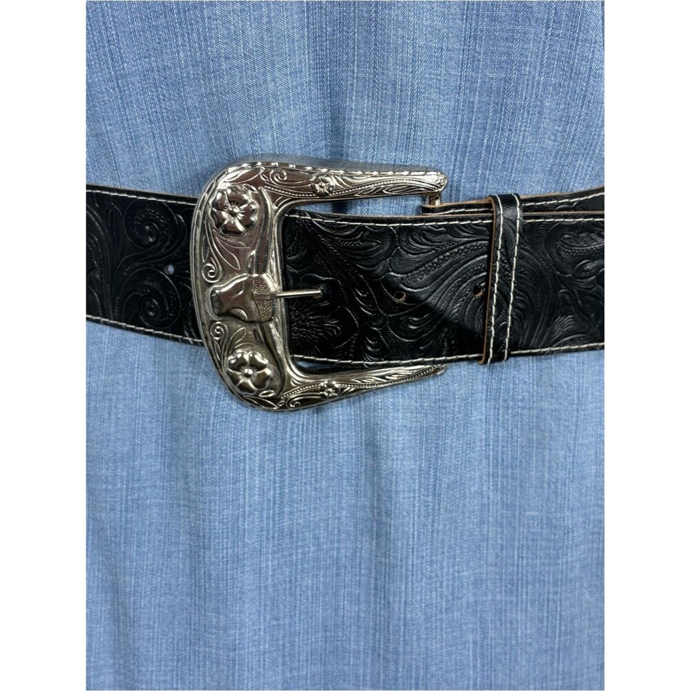 Womens belt Sz L Western Tooled Black faux Leather Engraved Silver Buckle